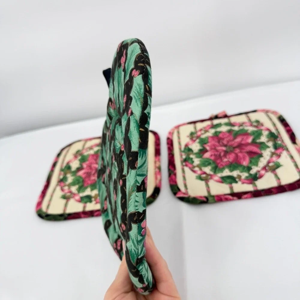 Poinsettia Cottage Country‎ Core Floral Pot Holder 3 Pc Christmas Kitchen Decor